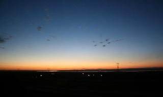 腾格里沙漠旅游攻略